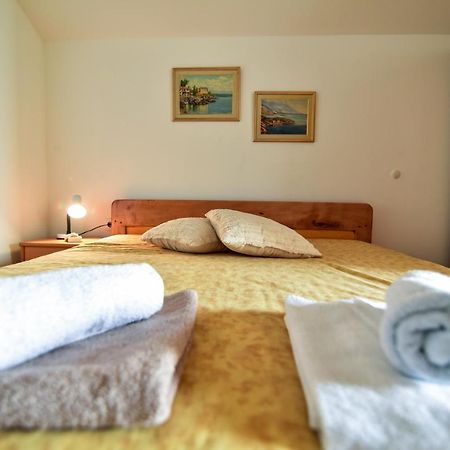 Apartamento Nena Sukošan Exterior foto