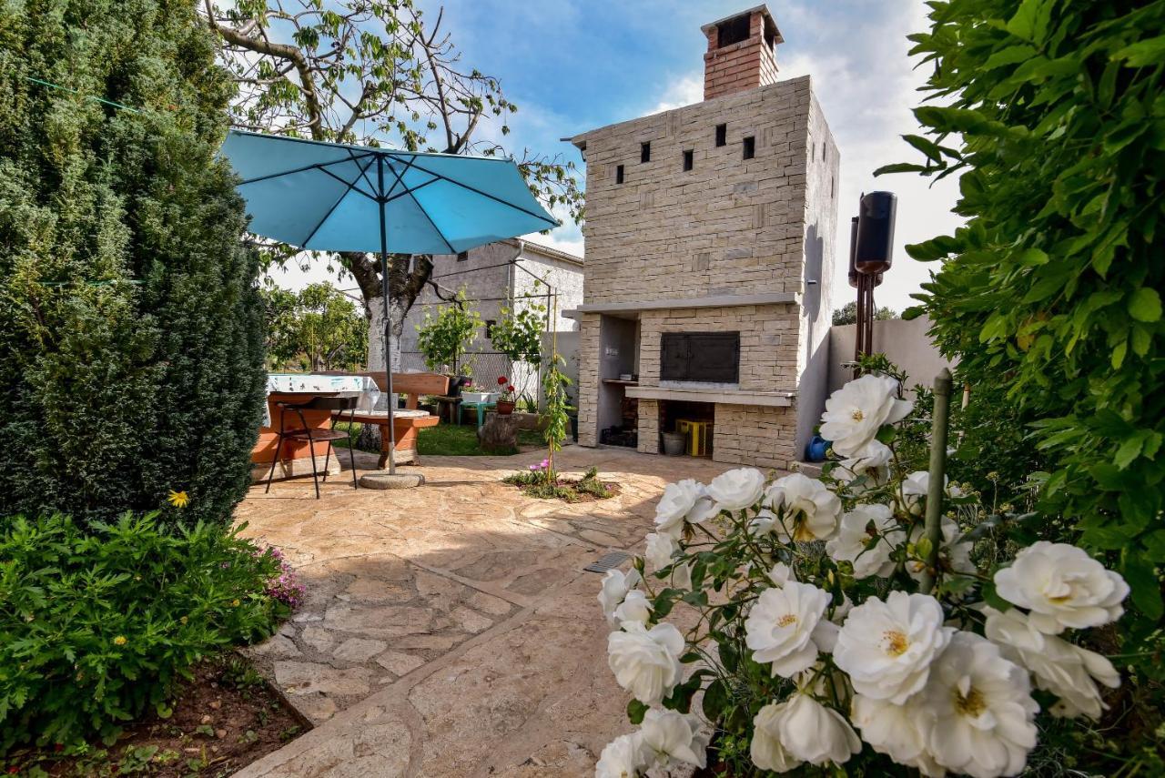 Apartamento Nena Sukošan Exterior foto