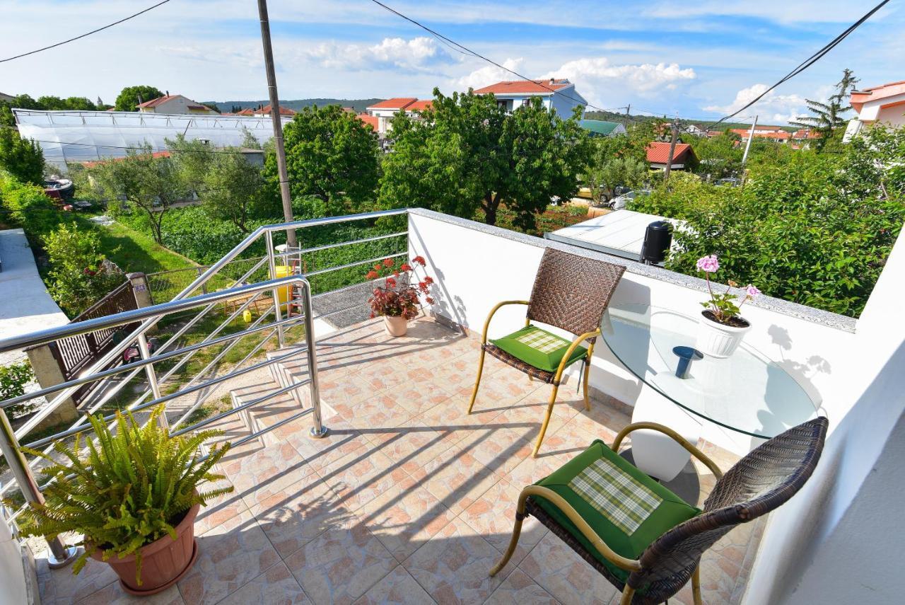 Apartamento Nena Sukošan Exterior foto