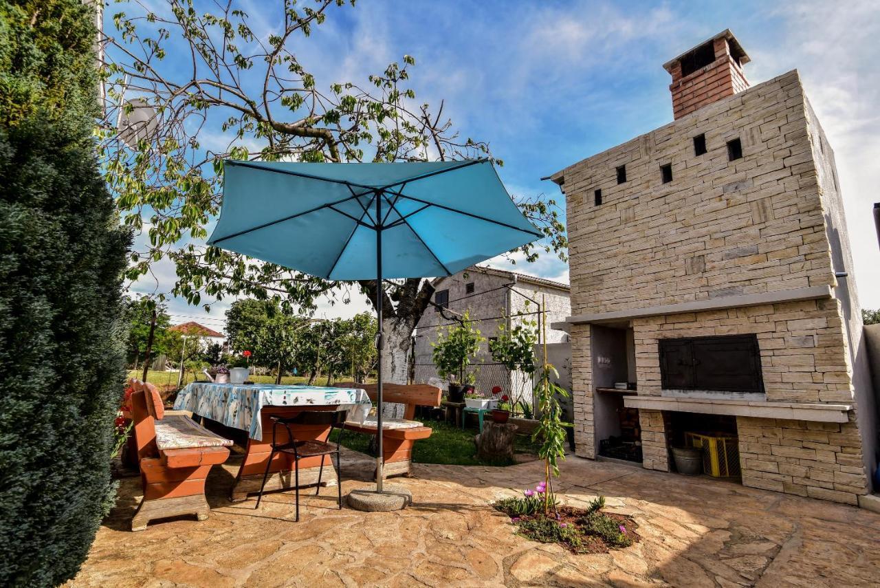 Apartamento Nena Sukošan Exterior foto