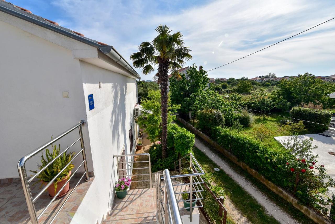 Apartamento Nena Sukošan Exterior foto