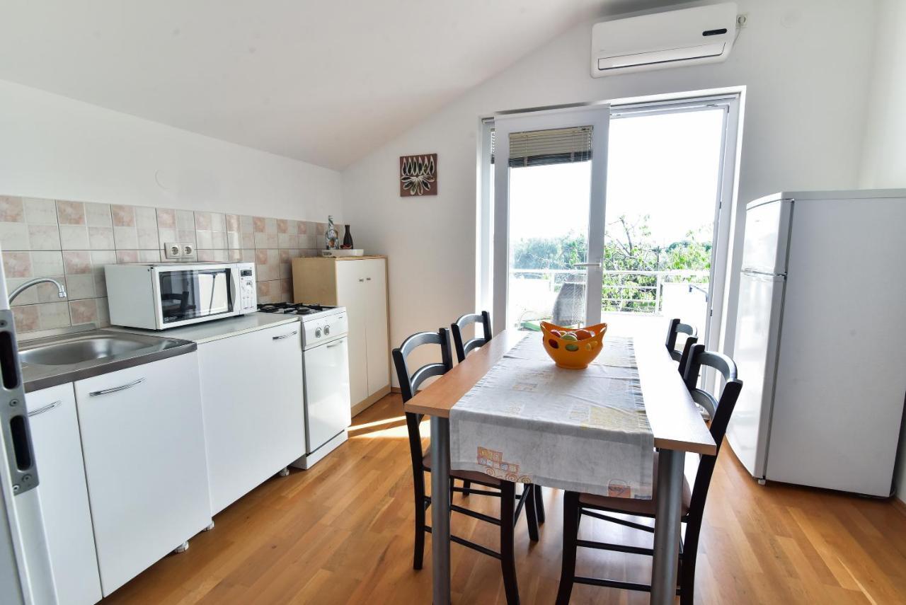 Apartamento Nena Sukošan Exterior foto