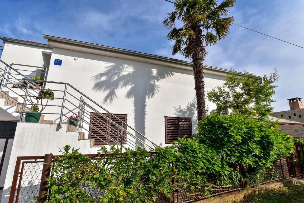 Apartamento Nena Sukošan Exterior foto