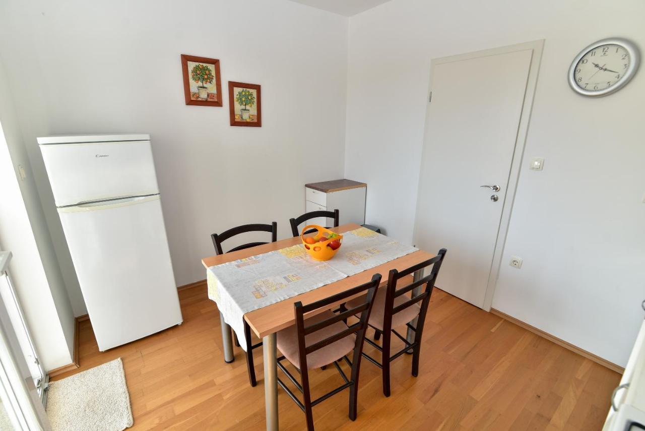 Apartamento Nena Sukošan Exterior foto