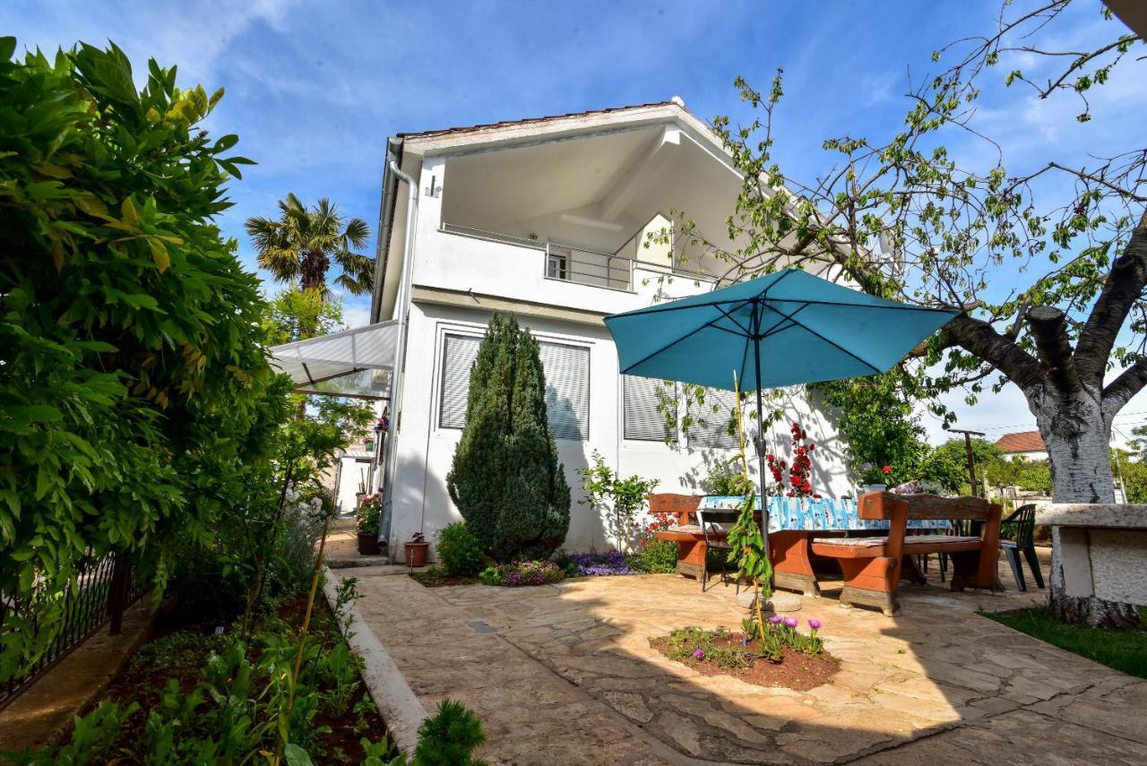 Apartamento Nena Sukošan Exterior foto